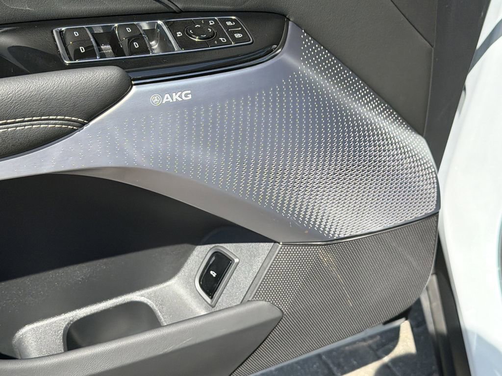 New 2026 Cadillac Lyriq Premium Sport w/ LPO, ONYX Package AWD/4WD image 19