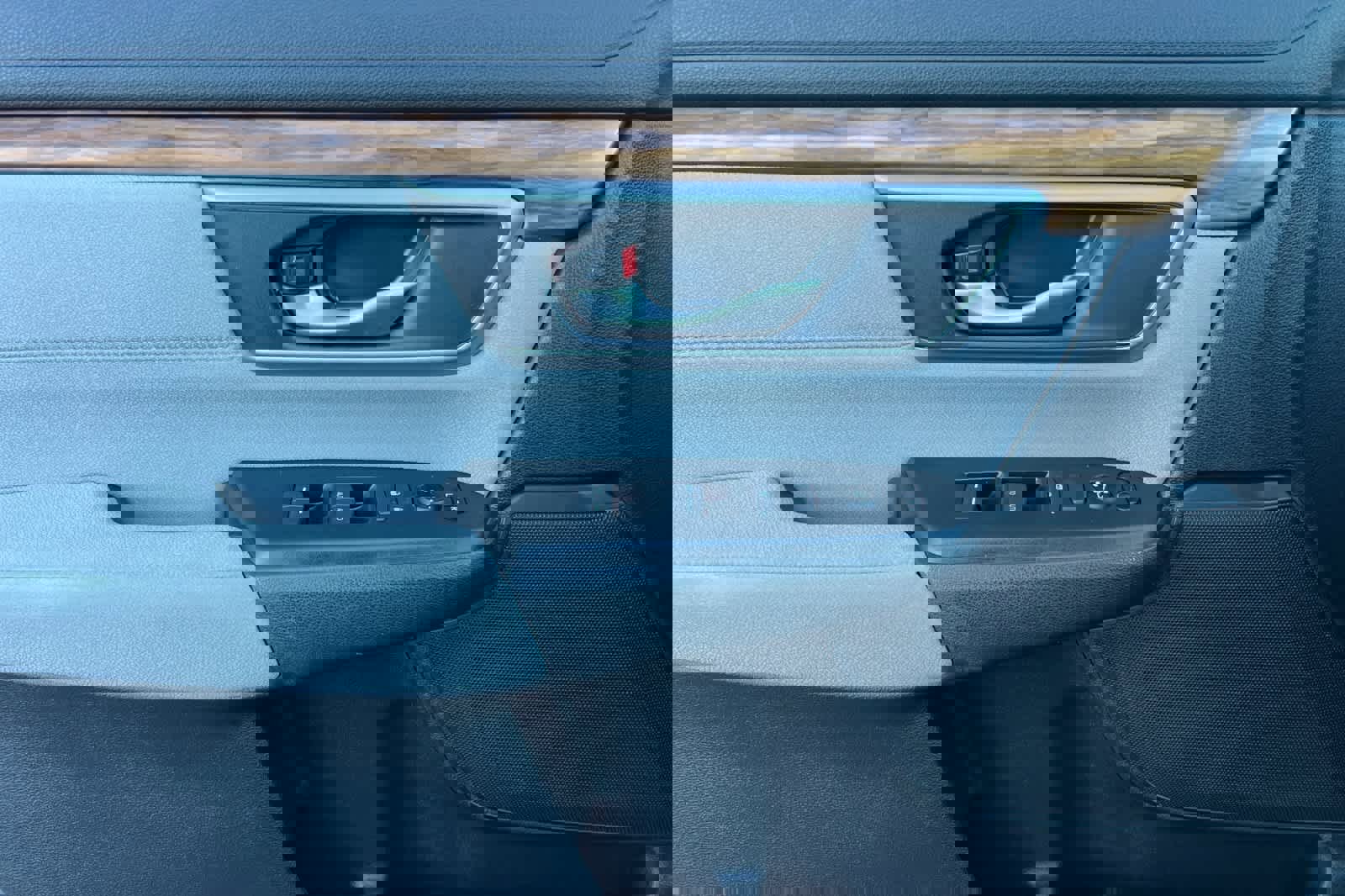 Used 2017 Honda CR-V EX image 12