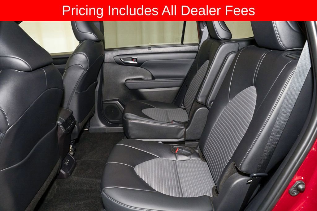 Certified 2025 Toyota Highlander XSE AWD/4WD image 10