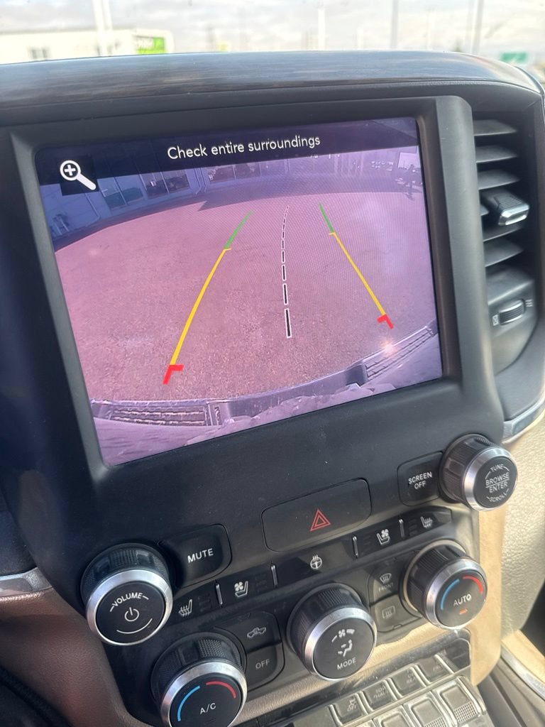 Used 2019 RAM 1500 Laramie AWD/4WD image 21