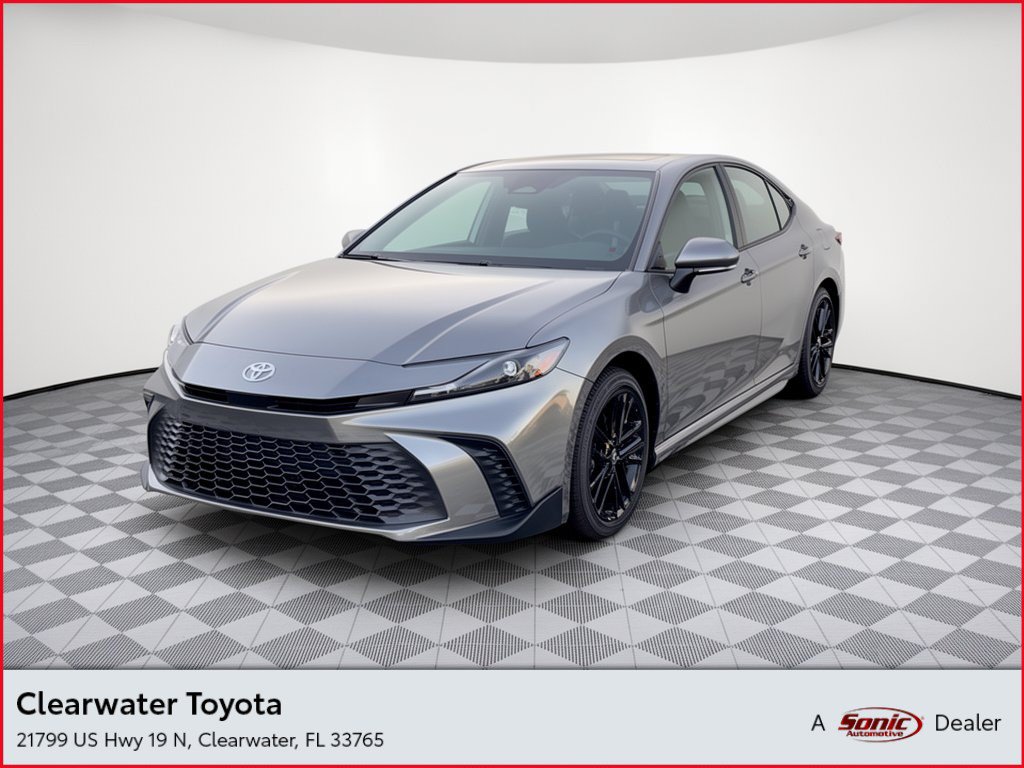 Used 2026 Toyota Camry SE FWD image 1