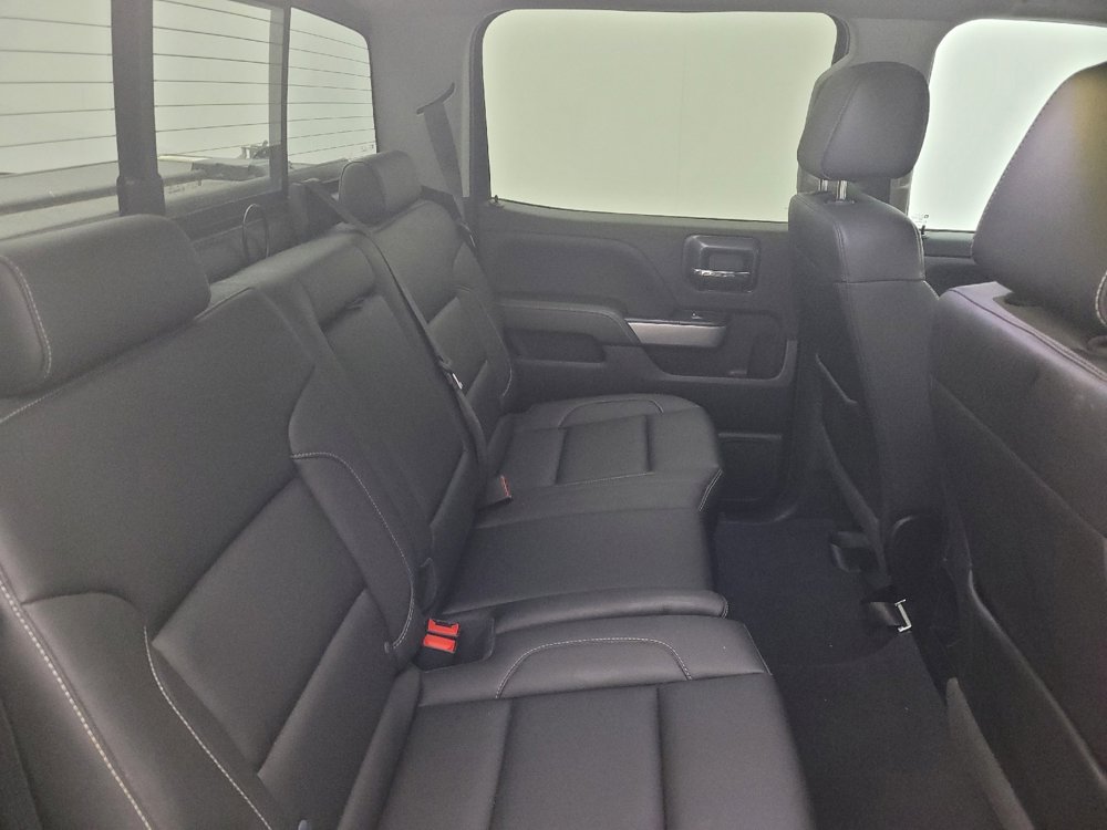 Used 2018 Chevrolet Silverado 1500 LT w/ All Star Edition image 19