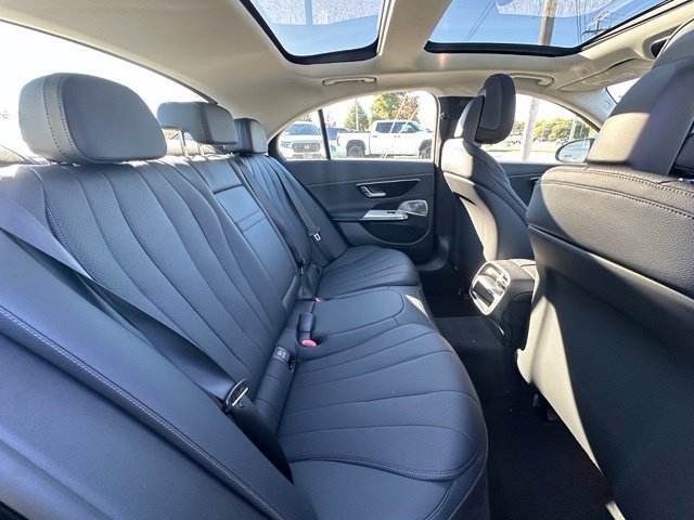 New 2027 Mercedes-Benz E 350 4MATIC Sedan image 22