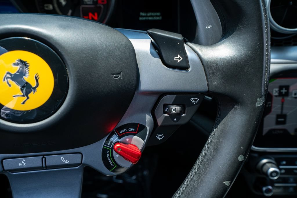 Used 2019 Ferrari Portofino RWD image 36