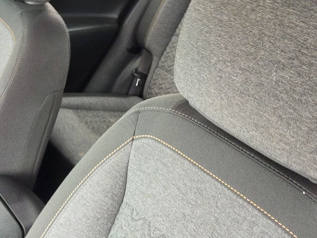 Used 2024 Chevrolet Equinox LT FWD image 19
