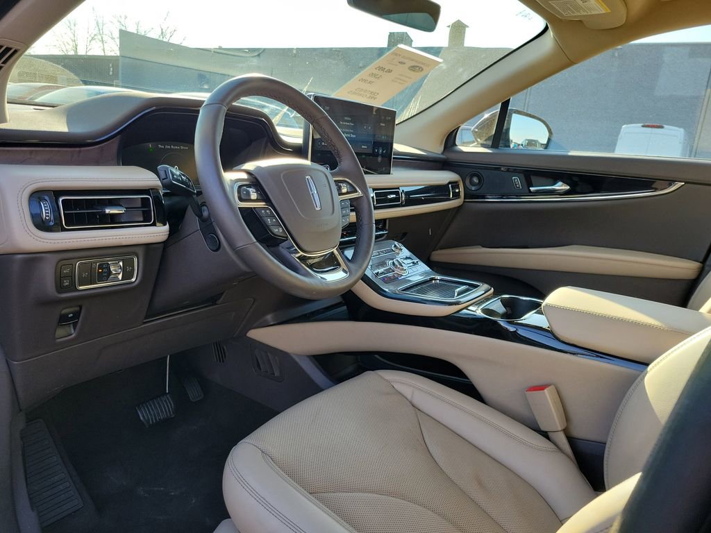 Certified 2023 Lincoln Nautilus Reserve w/ Equipment Group 201A image 20