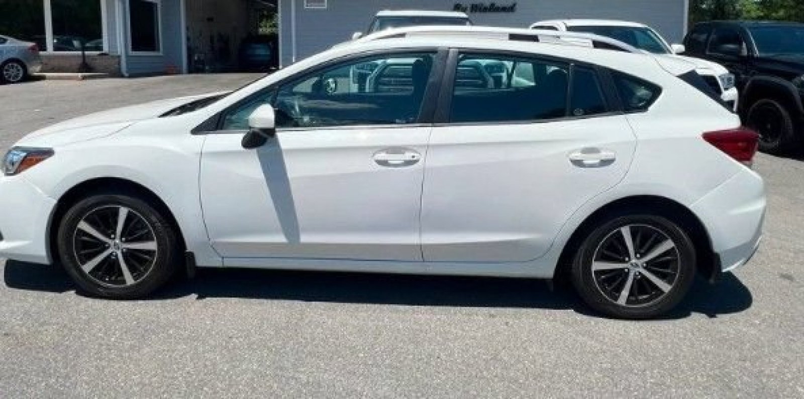 Used 2021 Subaru Impreza 2.0i Premium AWD/4WD image 11