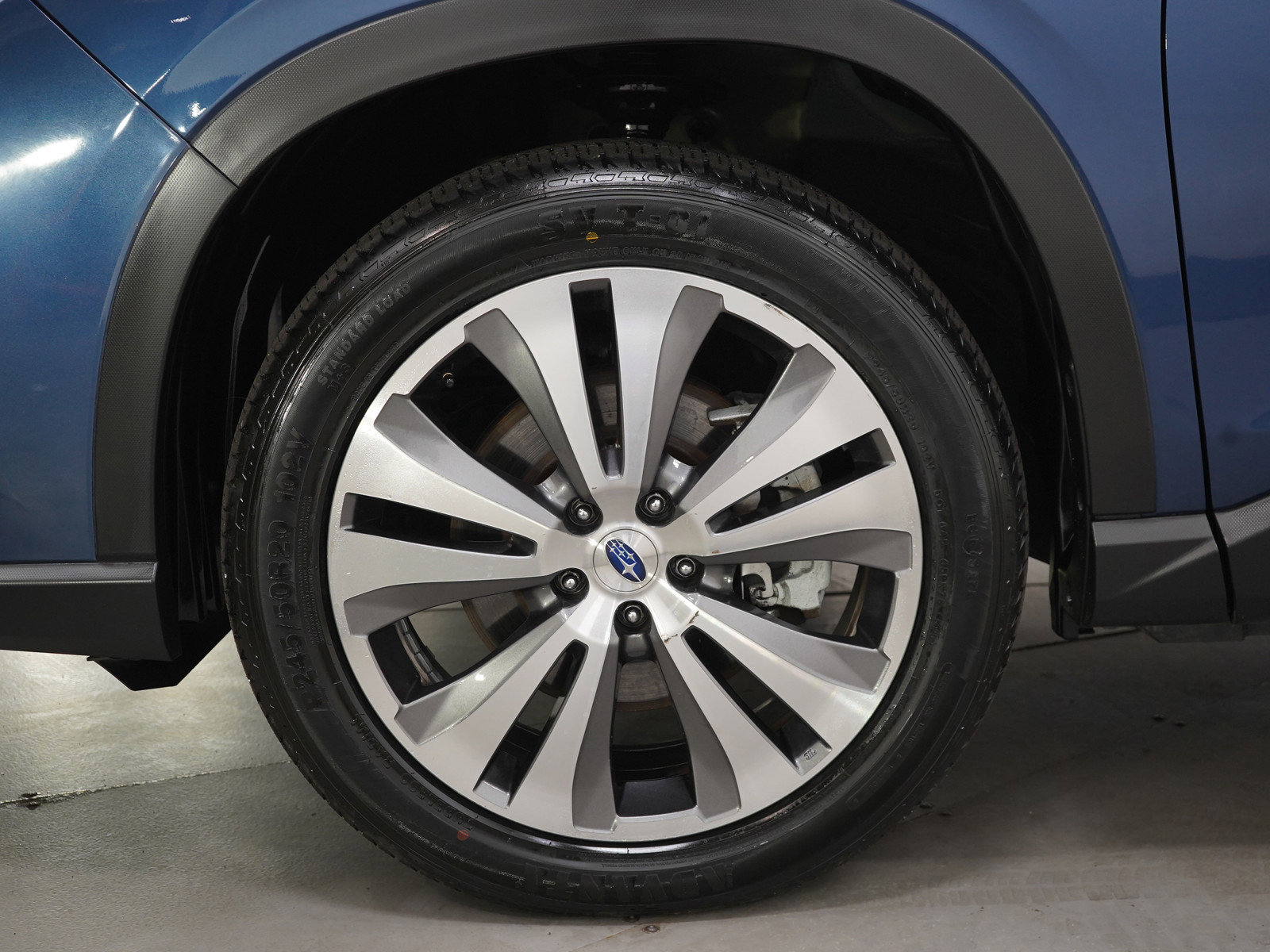 Used 2022 Subaru Ascent Limited image 32