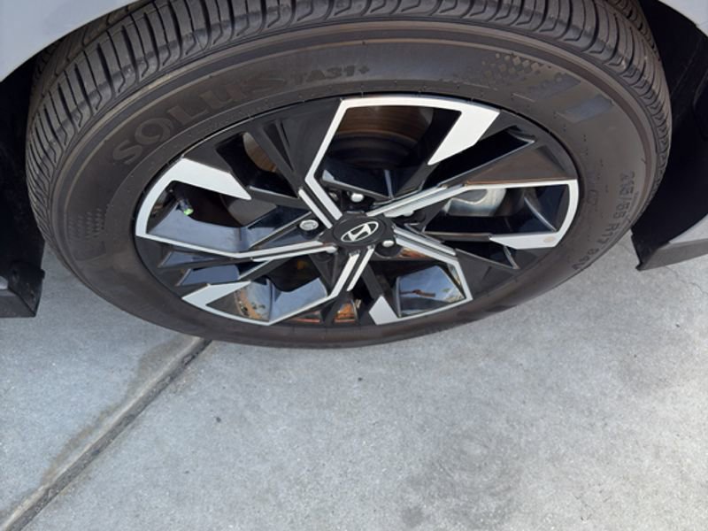 Used 2025 Hyundai Sonata SEL image 14