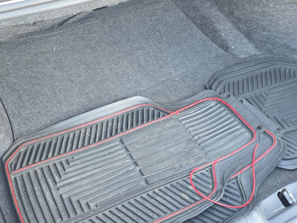 Used 2019 Dodge Charger SXT w/ Leather Interior Group image 6