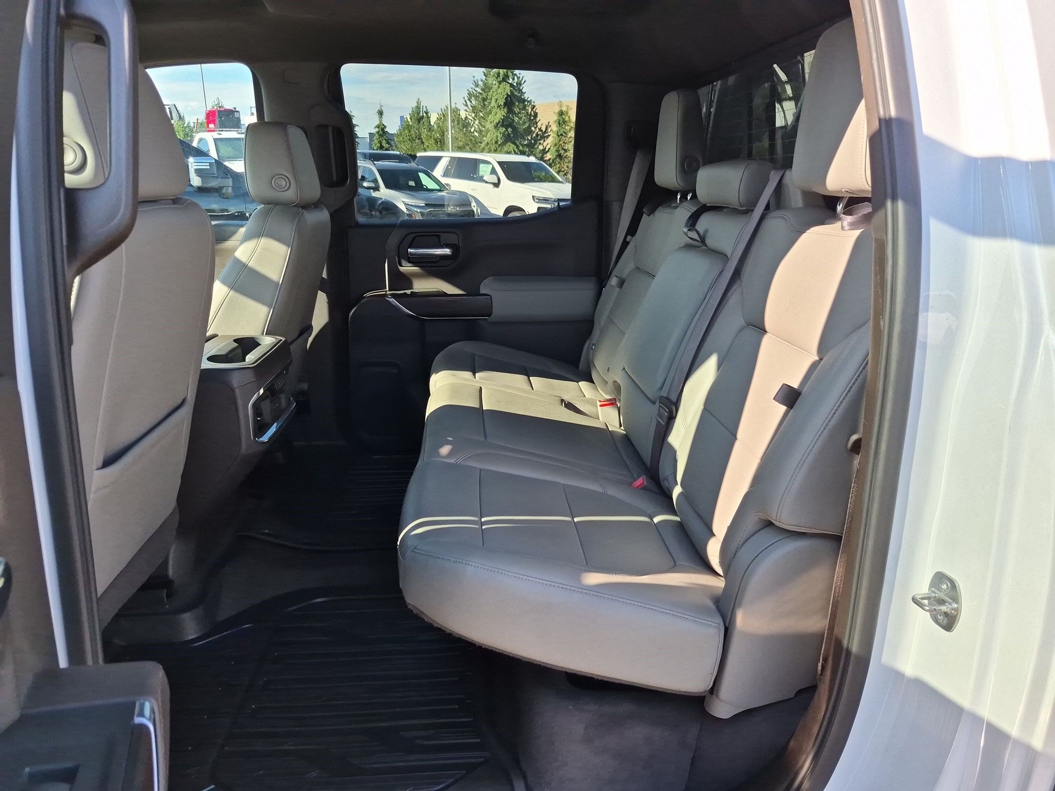 Used 2020 GMC Sierra 1500 SLT w/ SLT Convenience Package AWD/4WD image 27