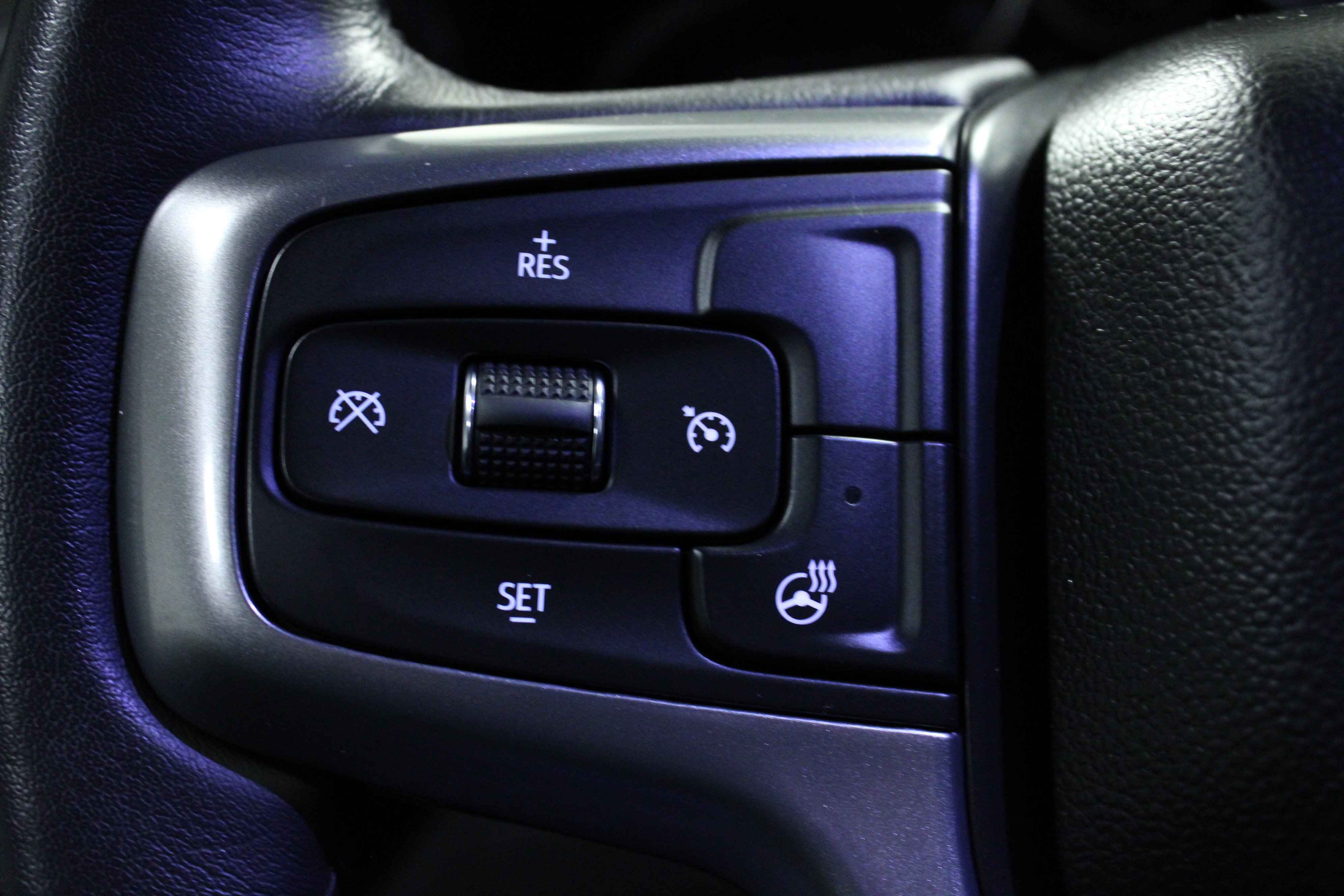 Used 2022 Chevrolet Silverado 2500 LTZ w/ LTZ Convenience Package image 20