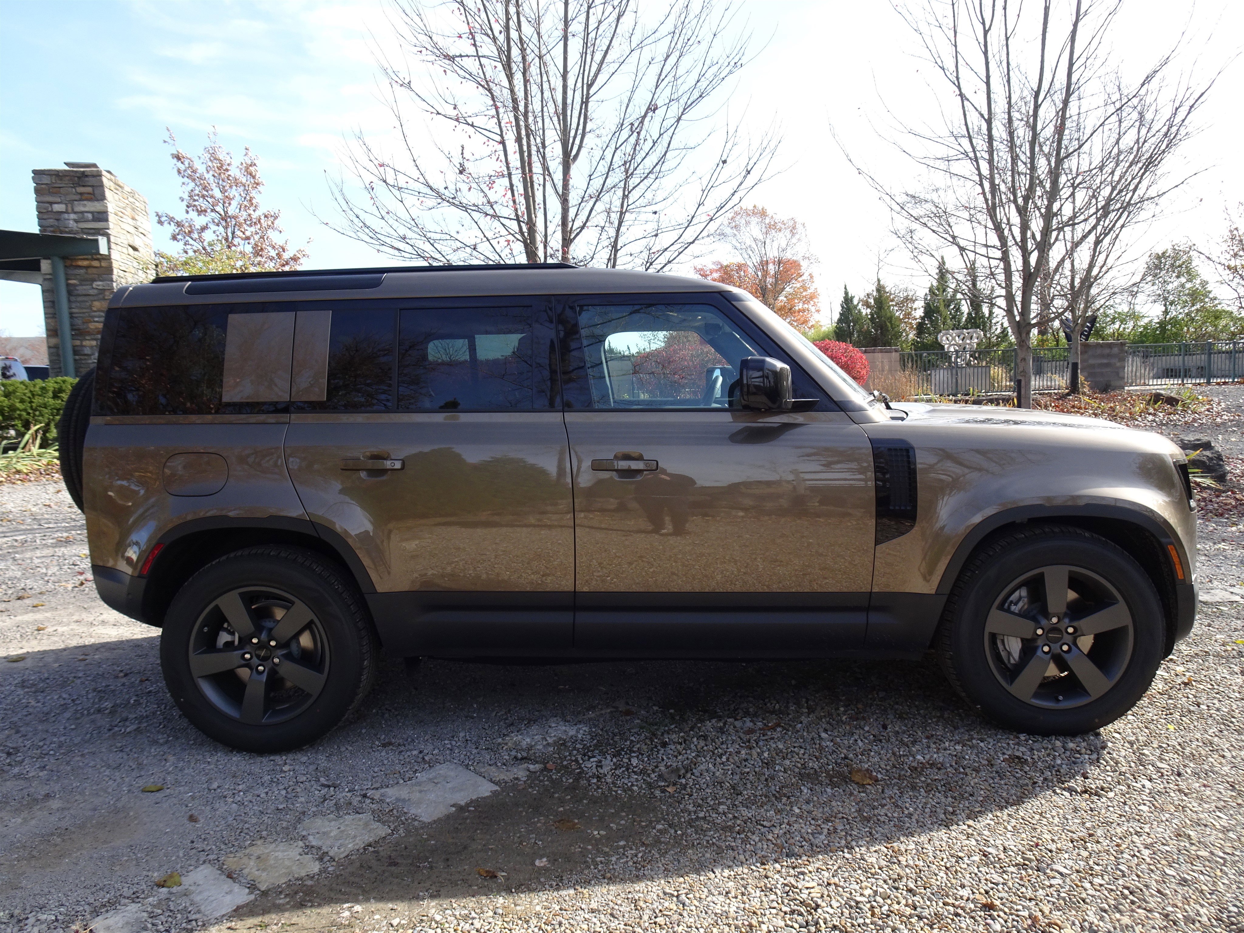 New 2026 Land Rover Defender 110 S image 11