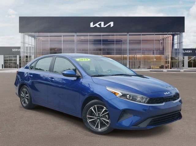 Certified 2023 Kia Forte LXS FWD image 1