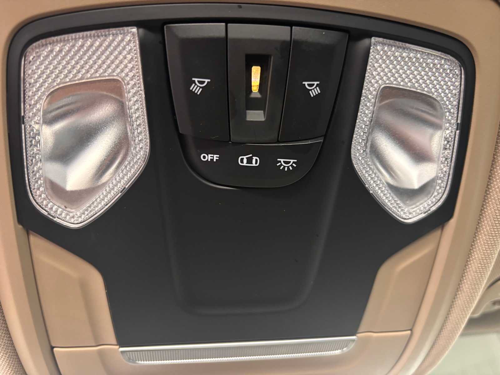 Used 2020 RAM 1500 HFE RWD image 24