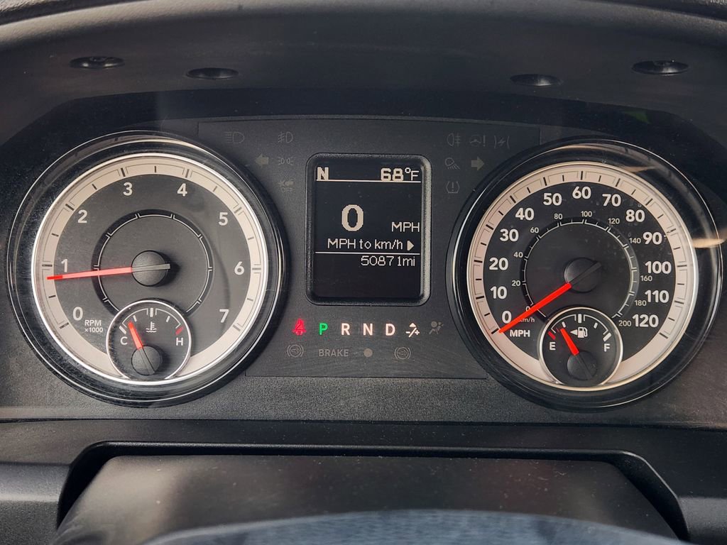 Used 2024 RAM 1500 Classic SLT image 17