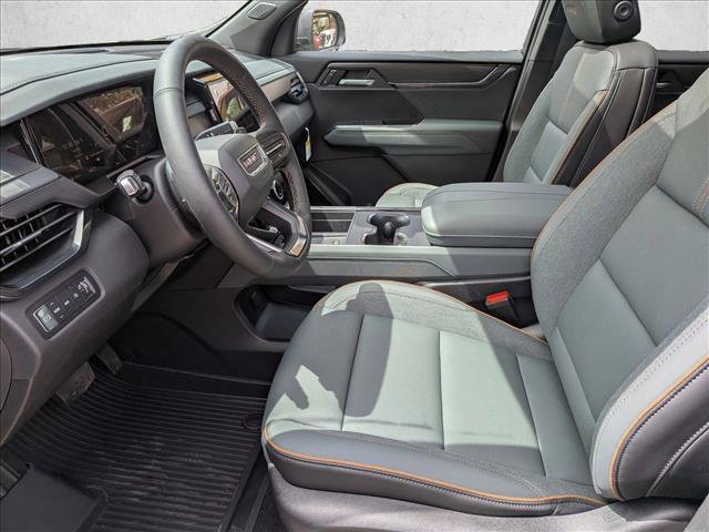 New 2026 GMC Acadia AT4 w/ Luxury Package AWD/4WD image 4