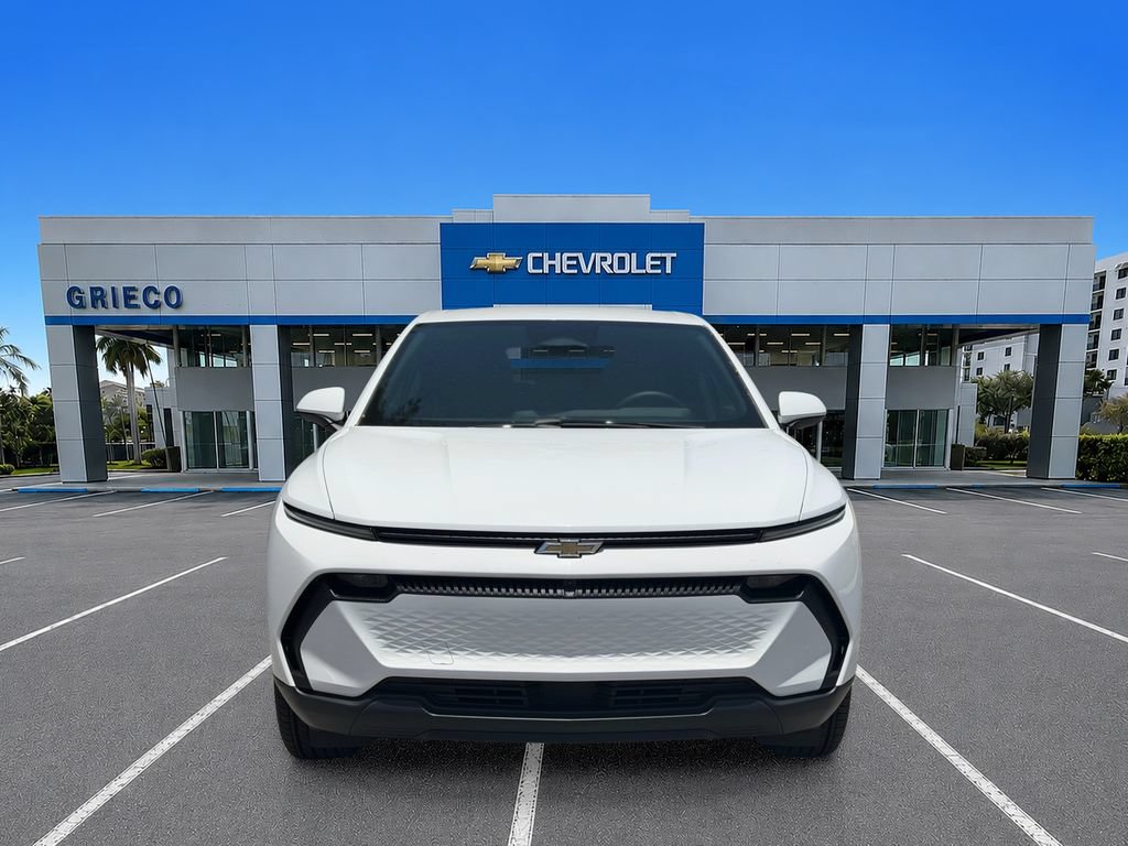 New 2026 Chevrolet Equinox EV LT w/ Comfort Package AWD/4WD image 2