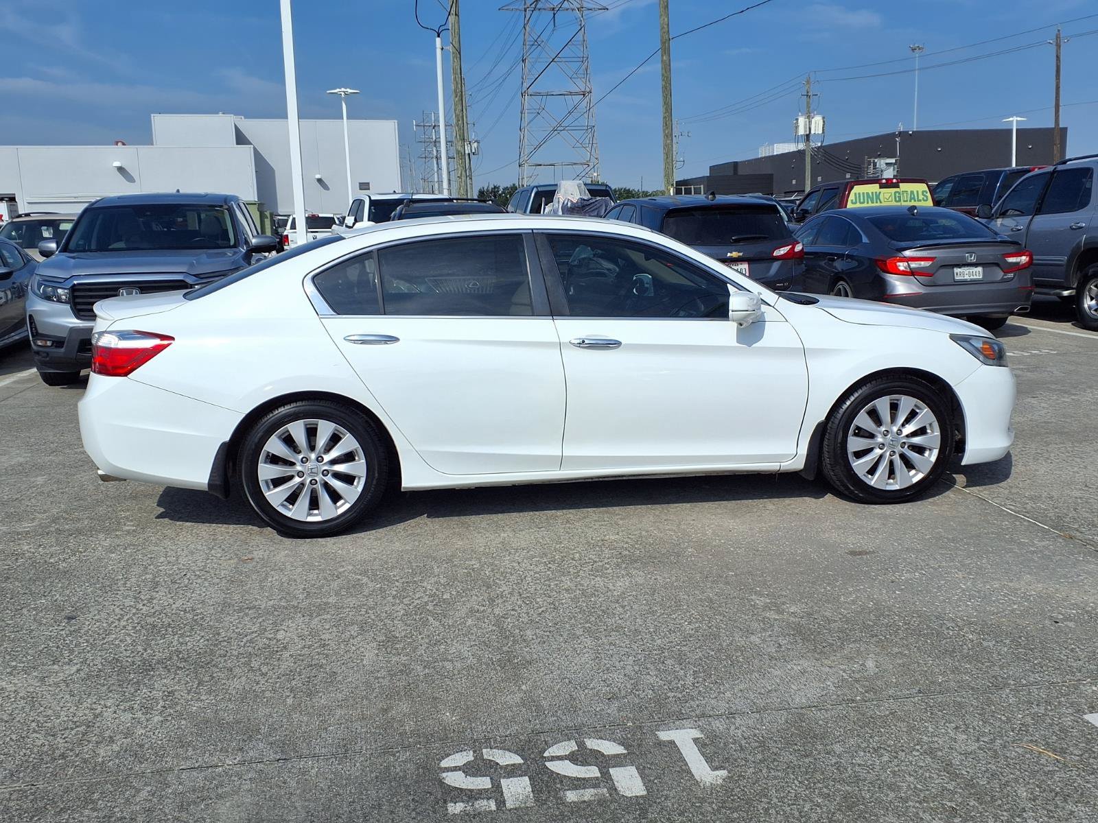 Used 2015 Honda Accord EX-L image 28
