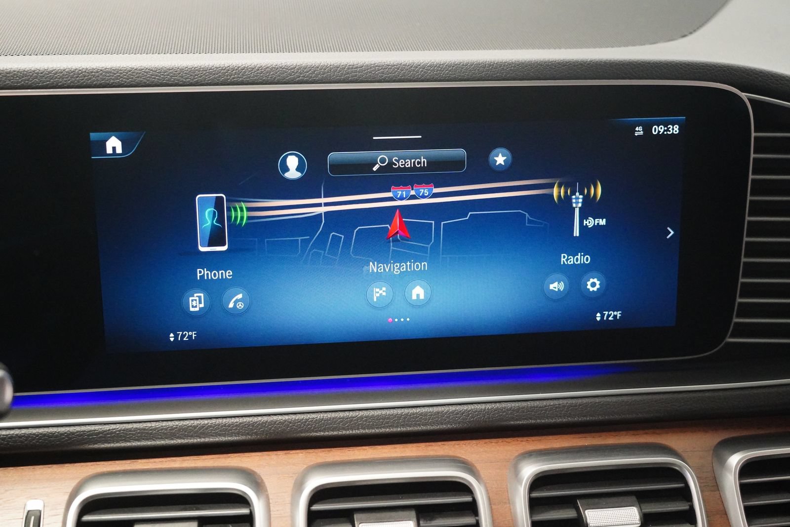 Certified 2025 Mercedes-Benz GLE 450e 4MATIC image 21