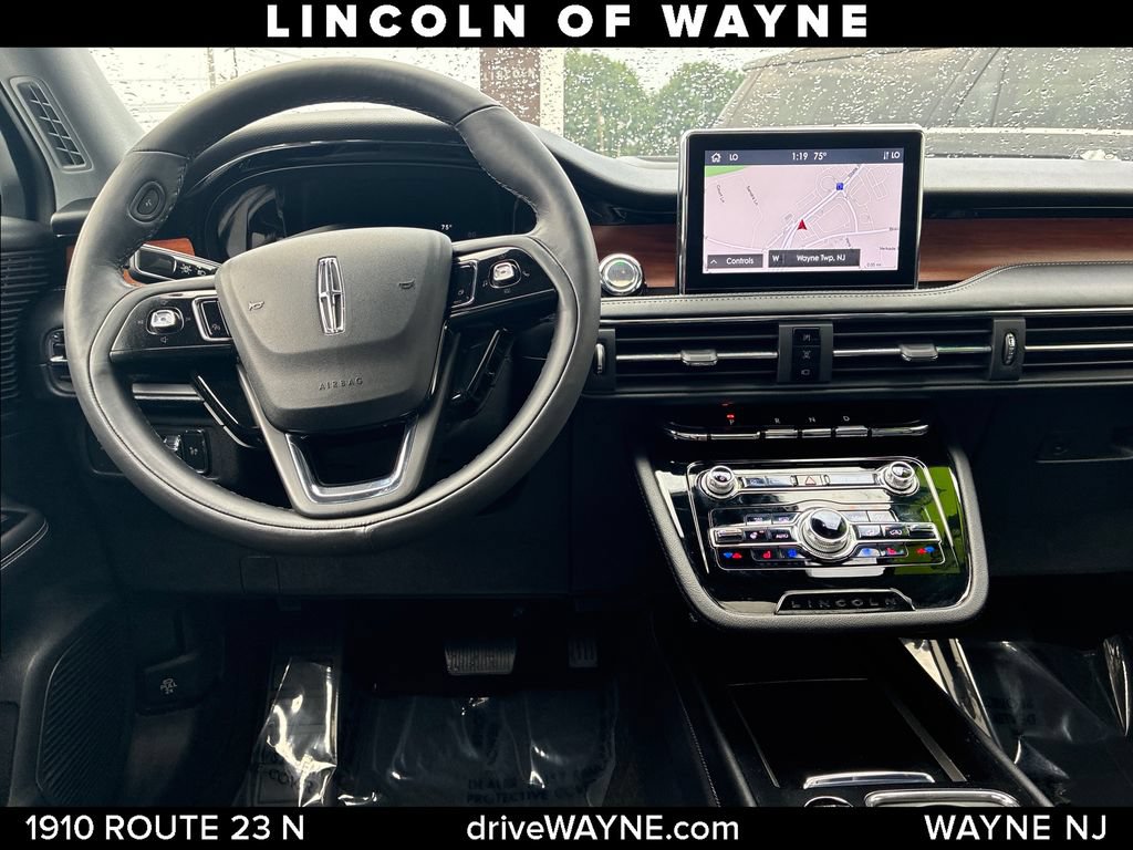 Certified 2022 Lincoln Corsair Reserve w/ Equipment Group 201A AWD/4WD image 25