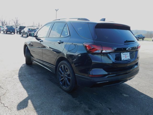 Used 2024 Chevrolet Equinox RS w/ RS Leather Package image 9