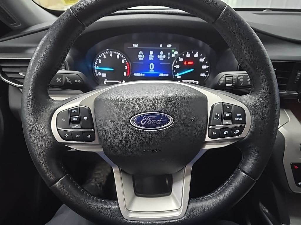 Certified 2023 Ford Explorer XLT w/ Equipment Group 202A AWD/4WD image 23