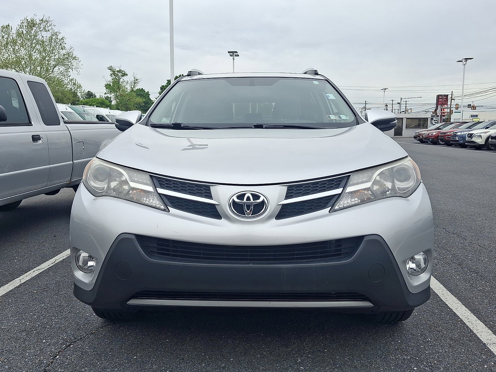 Used 2014 Toyota RAV4 Limited FWD image 2