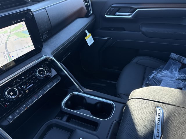 New 2026 GMC Sierra 2500 Denali w/ Denali Reserve Package image 24