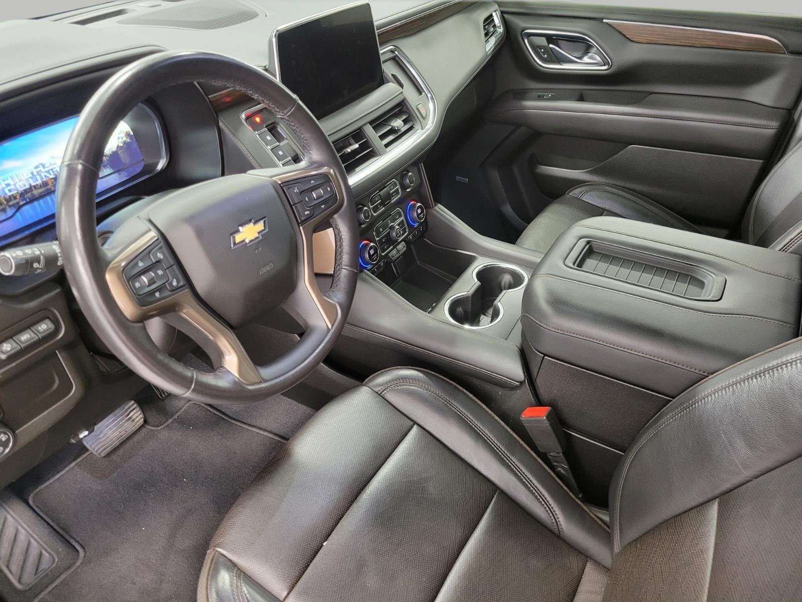 Used 2023 Chevrolet Suburban High Country AWD/4WD image 38