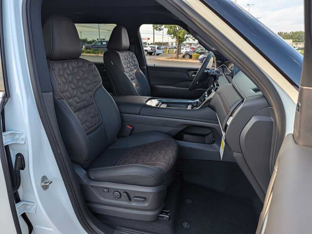 New 2026 Nissan Armada Platinum Reserve AWD/4WD image 24