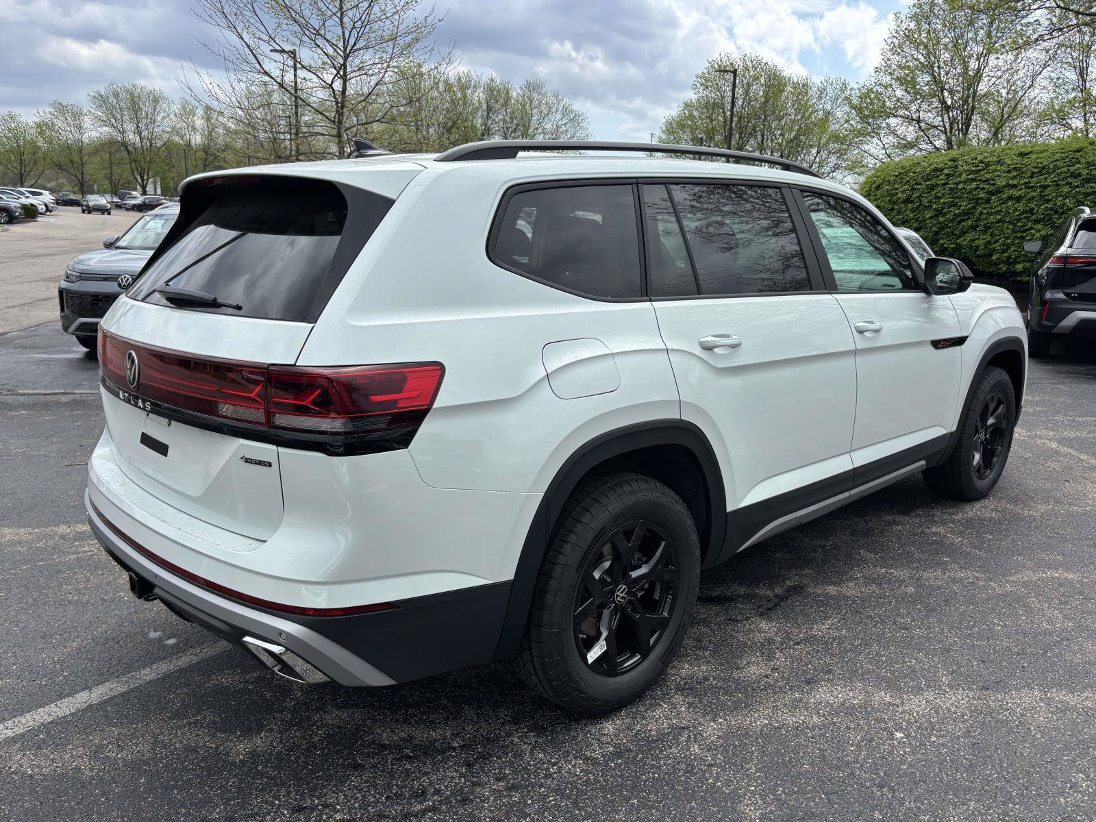 New 2026 Volkswagen Atlas Peak Edition AWD/4WD image 5