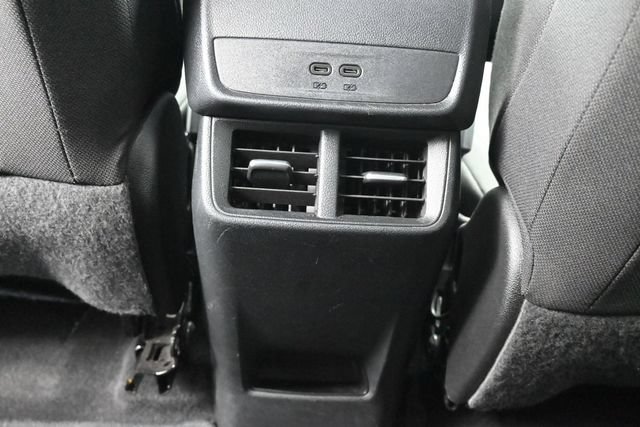 Used 2025 Chevrolet Equinox LT FWD image 27