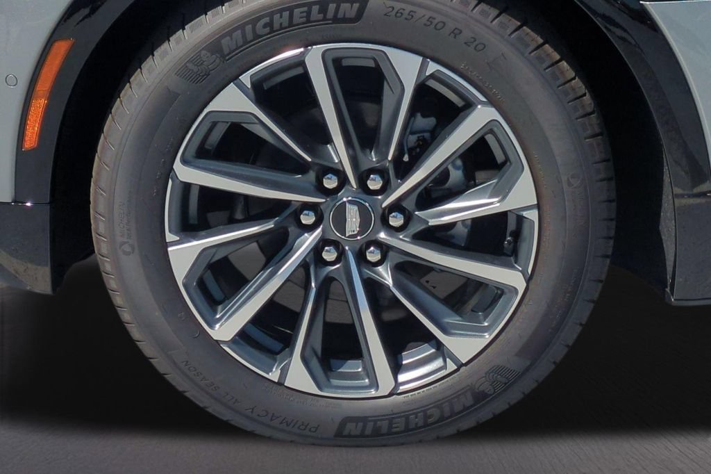 New 2026 Cadillac Lyriq Sport AWD/4WD image 15