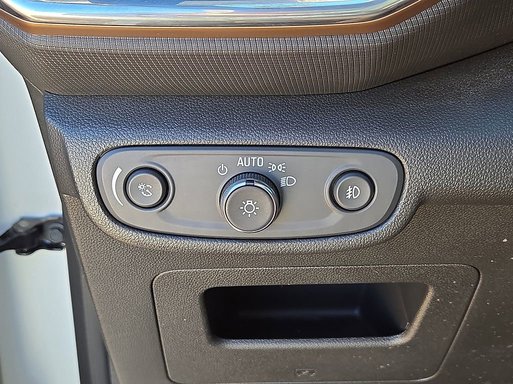 Used 2023 Chevrolet TrailBlazer ACTIV w/ Driver Confidence Package image 25