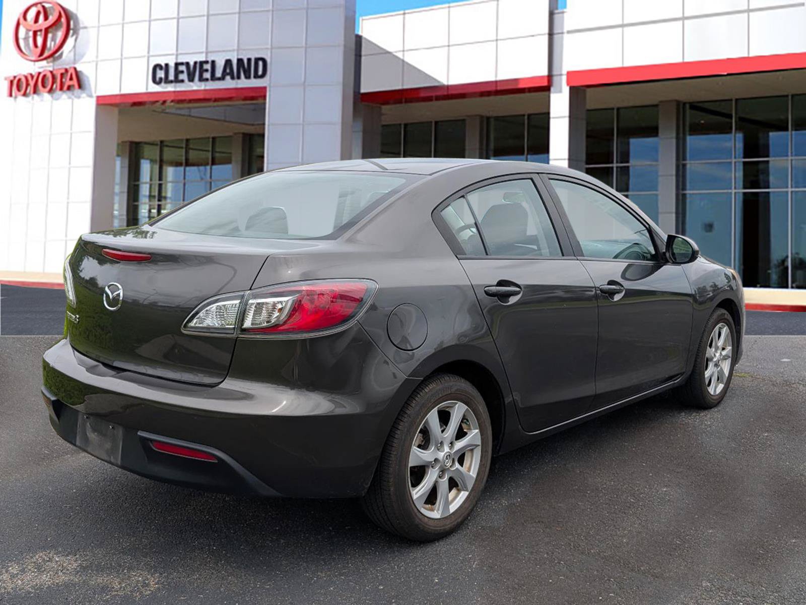 Used 2010 MAZDA MAZDA3 i Touring FWD image 7