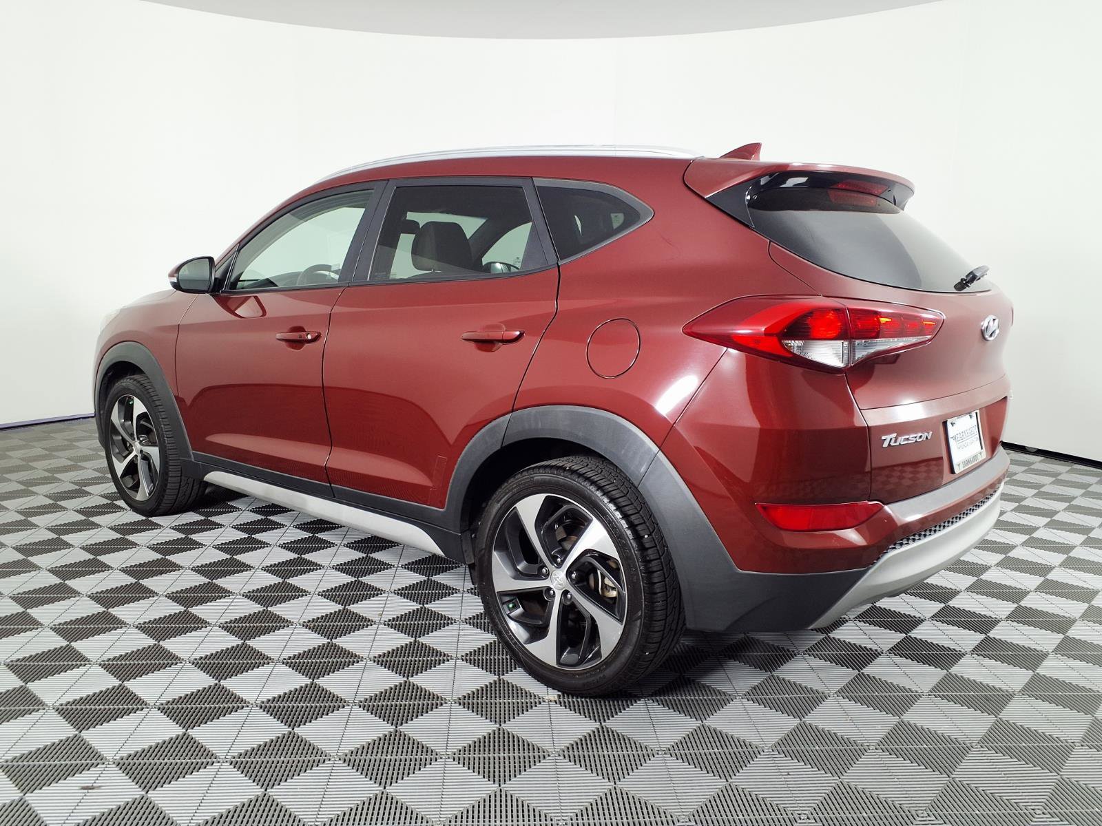Used 2018 Hyundai Tucson Sport FWD image 6