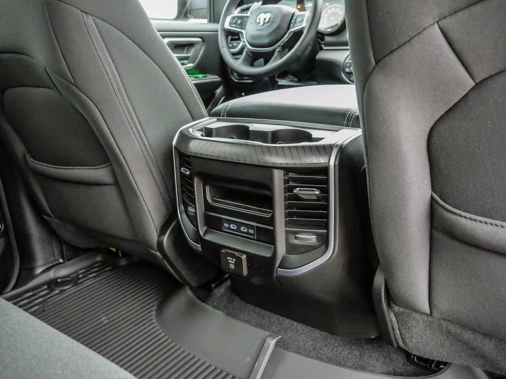 New 2026 RAM 1500 4x4 Crew Cab image 23