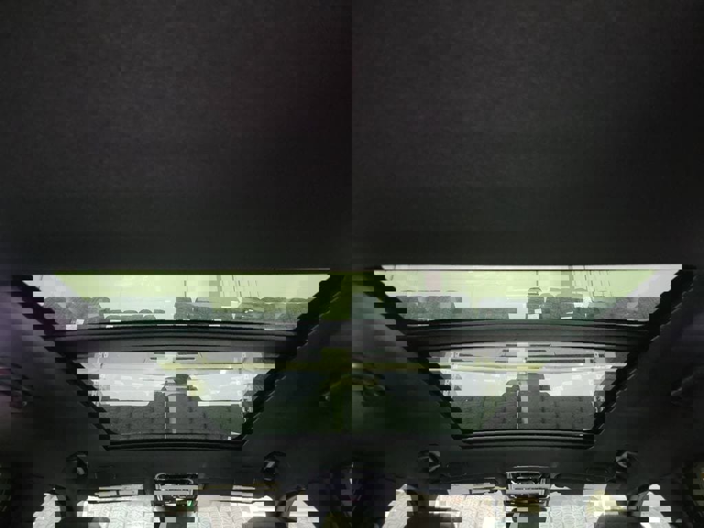 New 2026 Land Rover Range Rover Velar Dynamic SE image 27