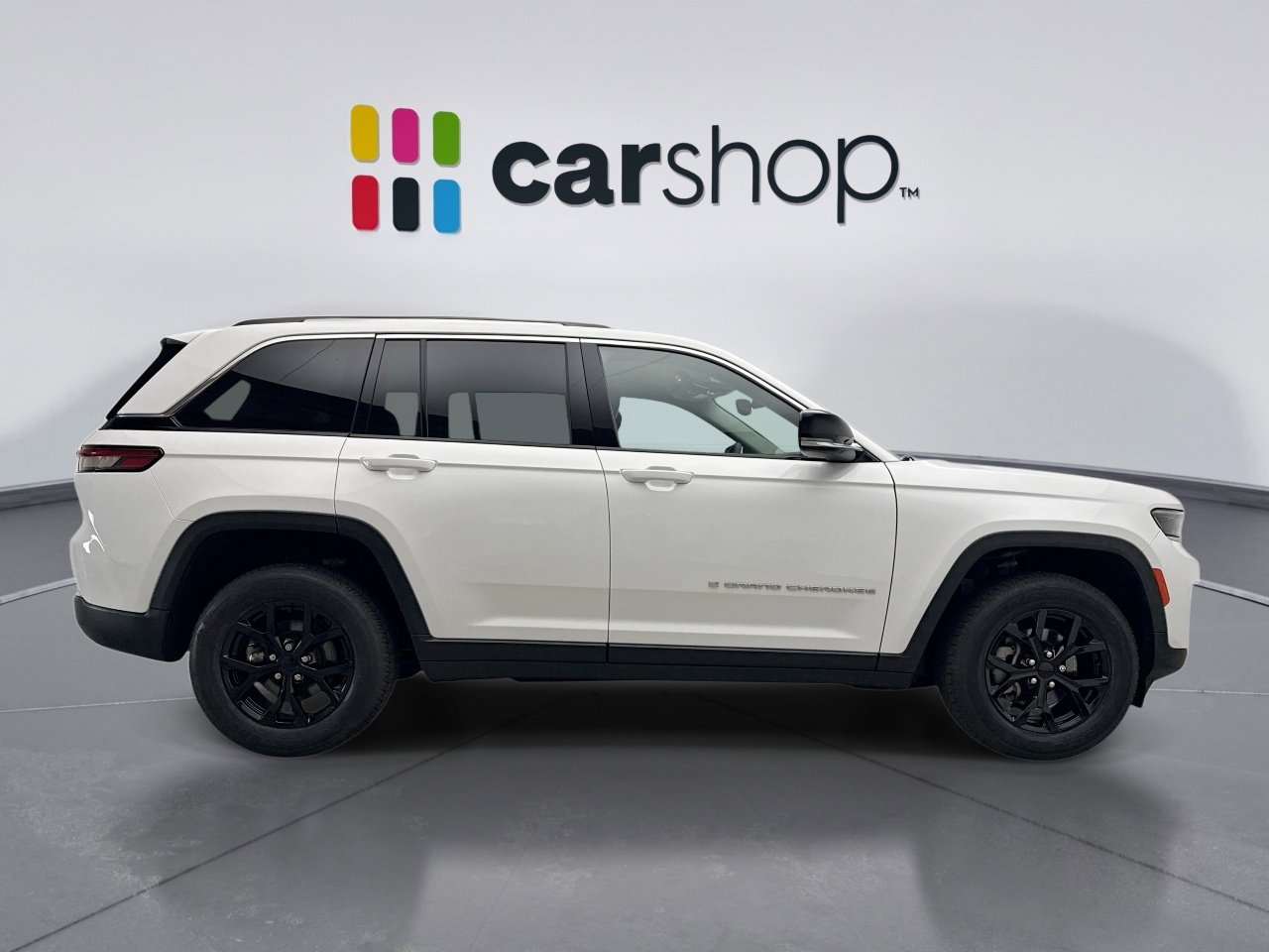 Used 2023 Jeep Grand Cherokee Limited AWD/4WD image 6