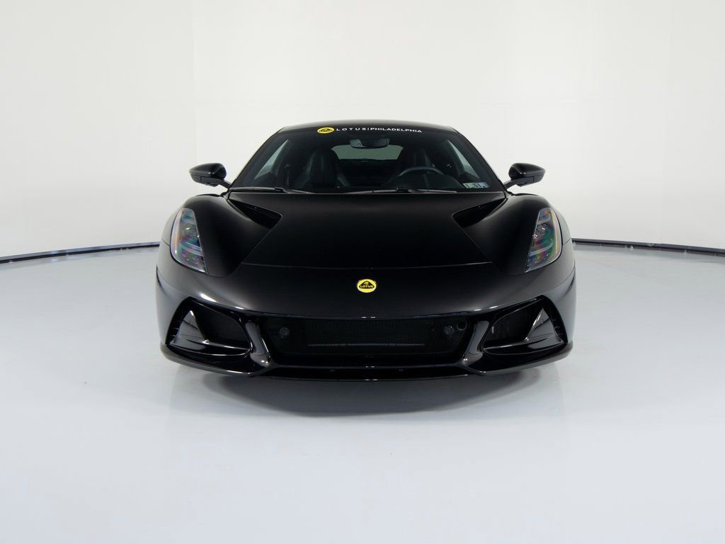 Used 2025 Lotus Emira image 8