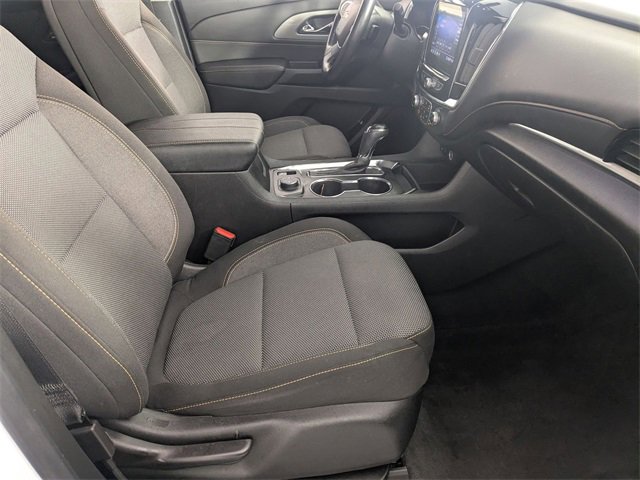 Used 2020 Chevrolet Traverse LT image 33