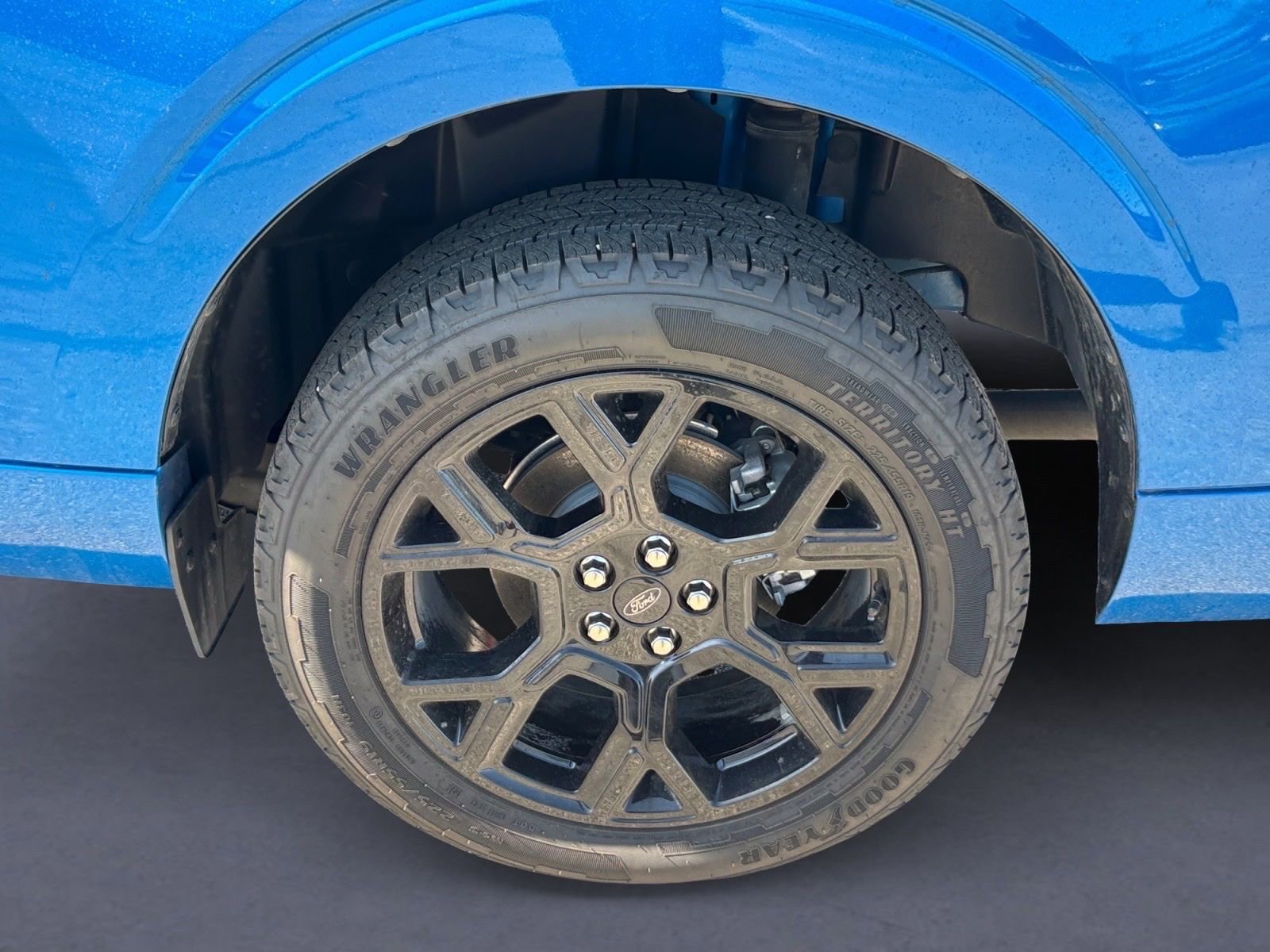 Used 2025 Ford Maverick Lobo AWD/4WD image 11