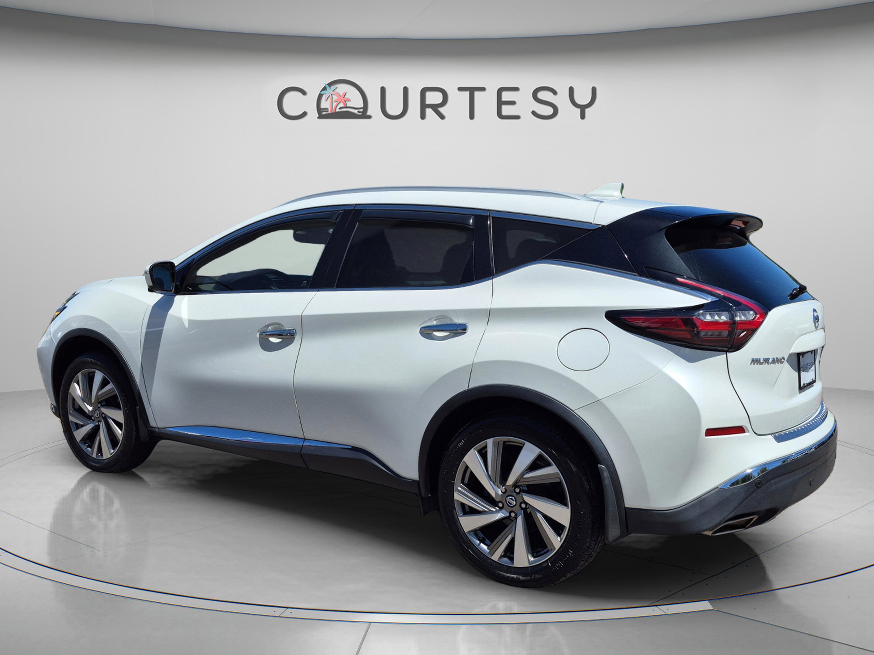 Used 2019 Nissan Murano FWD image 5