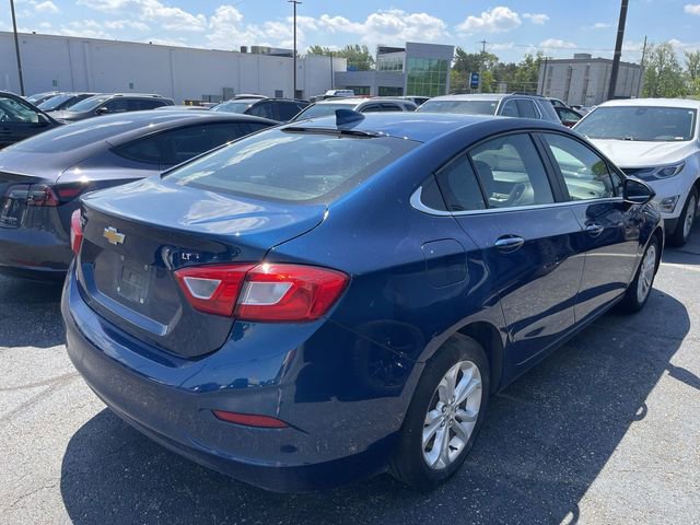 Used 2019 Chevrolet Cruze LT FWD image 13