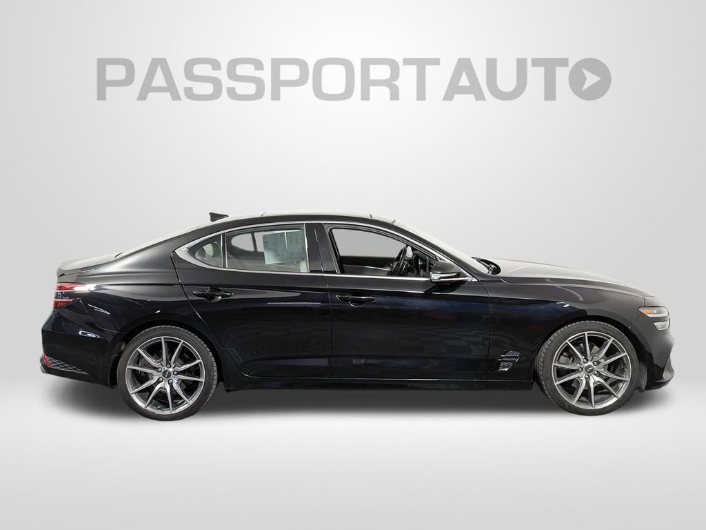 Used 2022 Genesis G70 2.0T w/ Prestige Package RWD image 8
