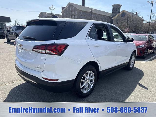 Used 2024 Chevrolet Equinox LT AWD/4WD image 9