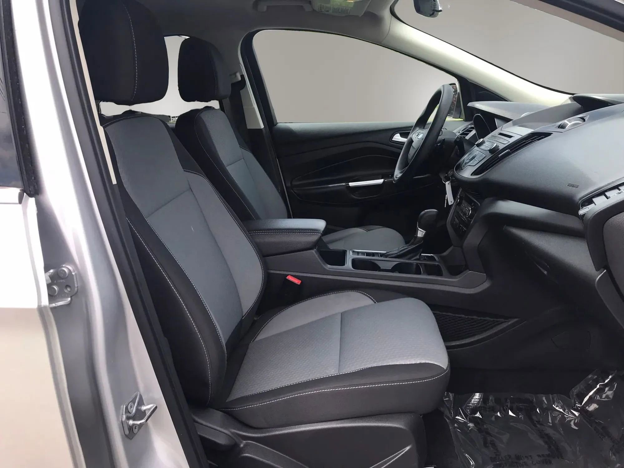 Used 2017 Ford Escape SE AWD/4WD image 48