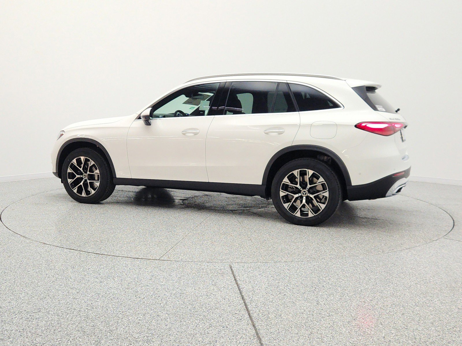 New 2026 Mercedes-Benz GLC 350e 4MATIC image 8