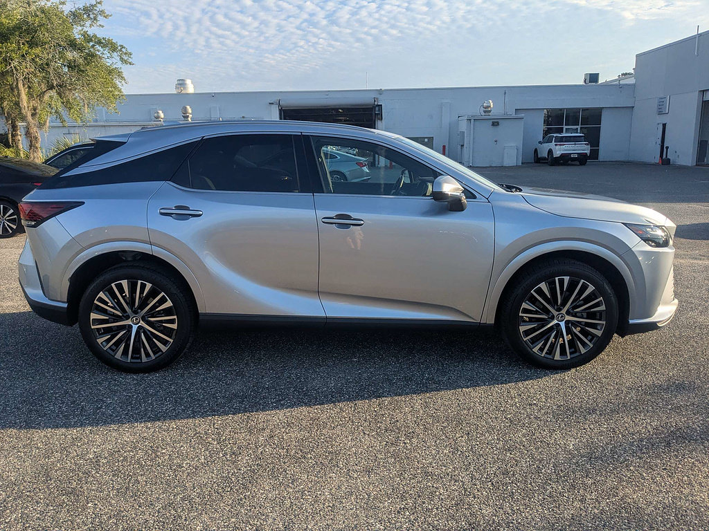 Used 2024 Lexus RX 350 Premium w/ Cold Area Package FWD image 3